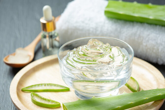 Aloe Vera Gel: The Ultimate Guide to Treating Acne and Scars