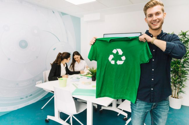 Clothing Recycling: How to Join the Circular Fashion Trend