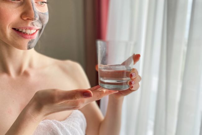 Dry Skin Fix: Top 10 Natural Hydration Tips in Spain