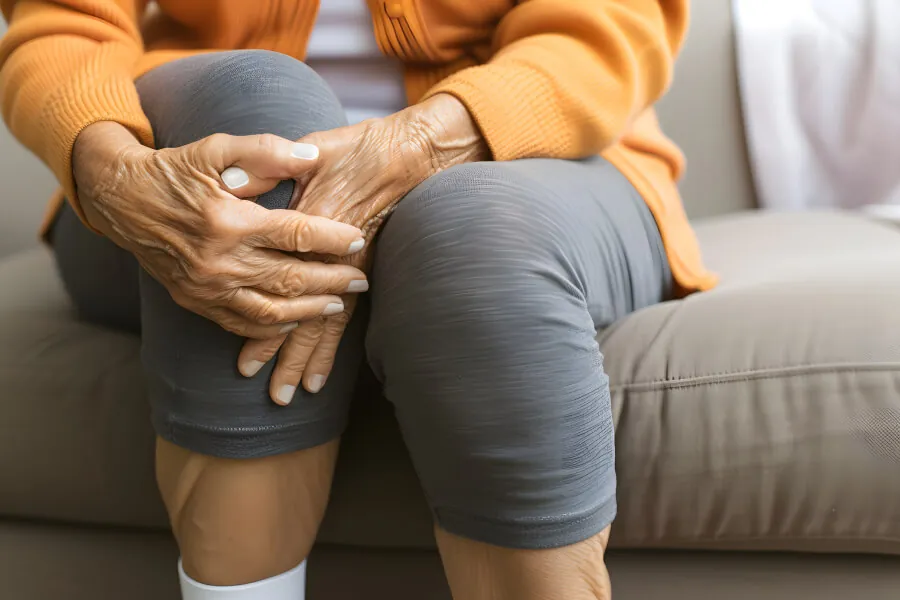 Abrazando el legado de la abuela: 7 remedios holísticos para aliviar el dolor de rodilla