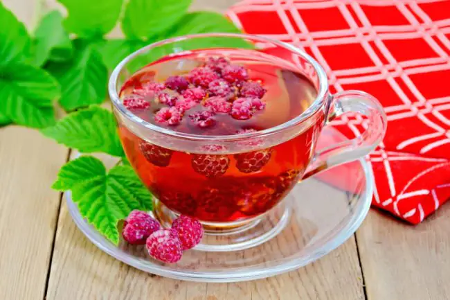 Té de Hoja Frambuesa Roja para el Embarazo: 4 Beneficios